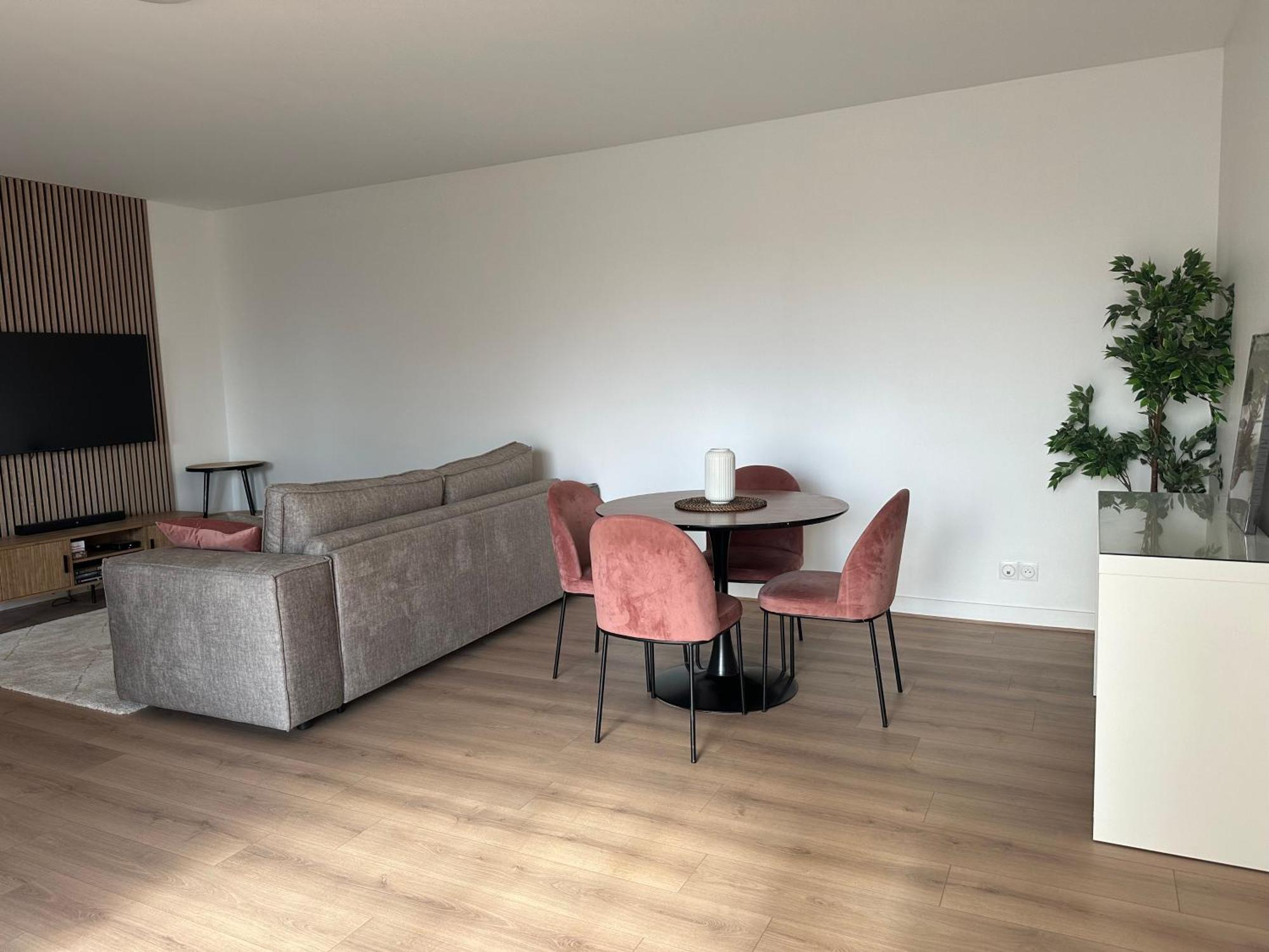 Appartement Proche Paris-Aeroport Cdg-Gare-Disney Villiers le Bel Bagian luar foto