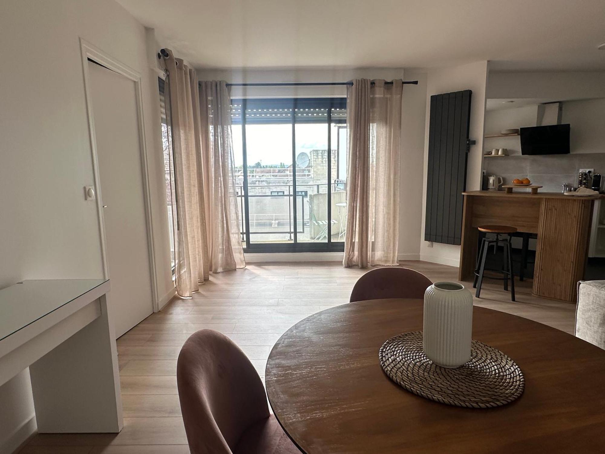 Appartement Proche Paris-Aeroport Cdg-Gare-Disney Villiers le Bel Bagian luar foto